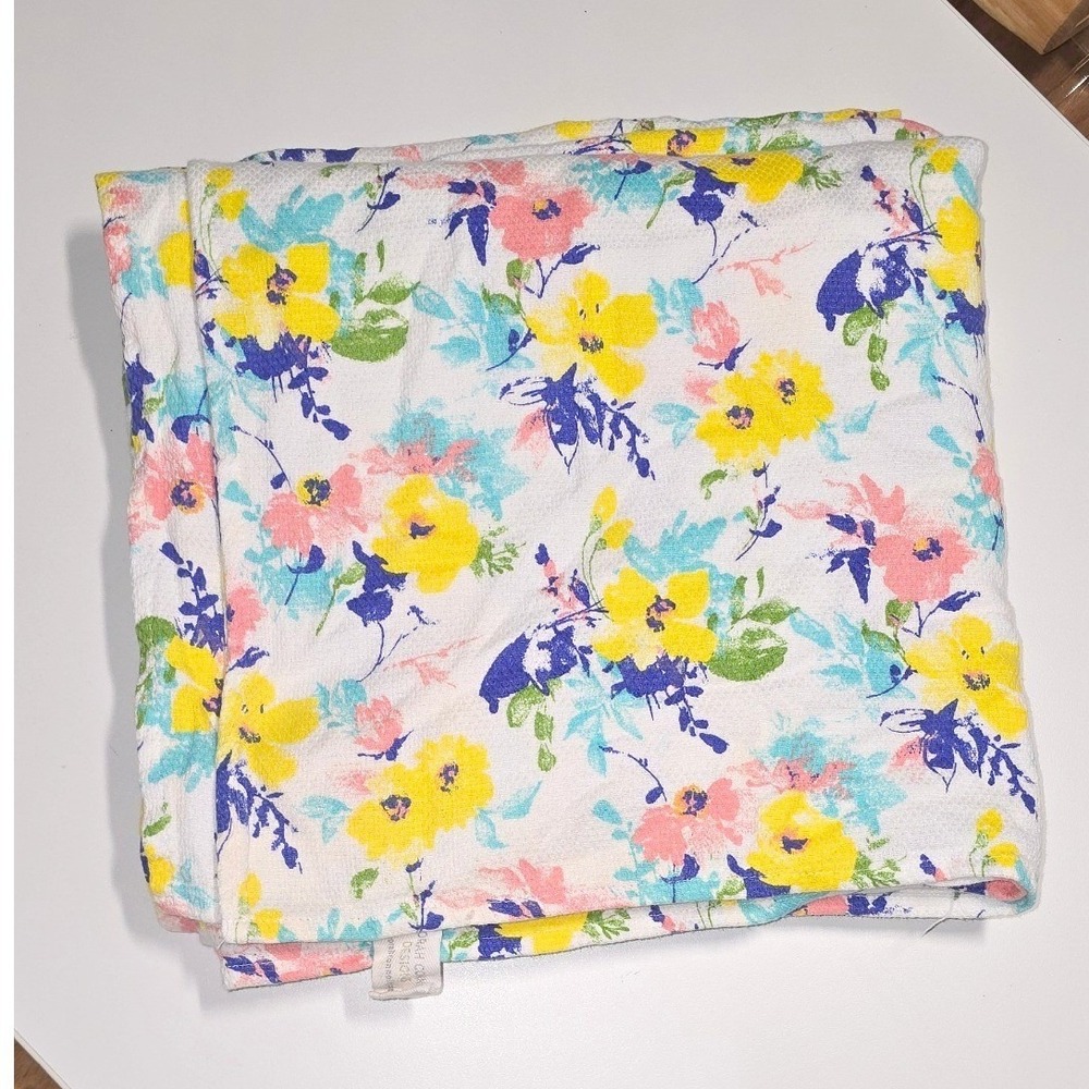 Deborah Connolly Summer Floral Cotton Table cloth White Yellow Pink‎ Blue 80x56